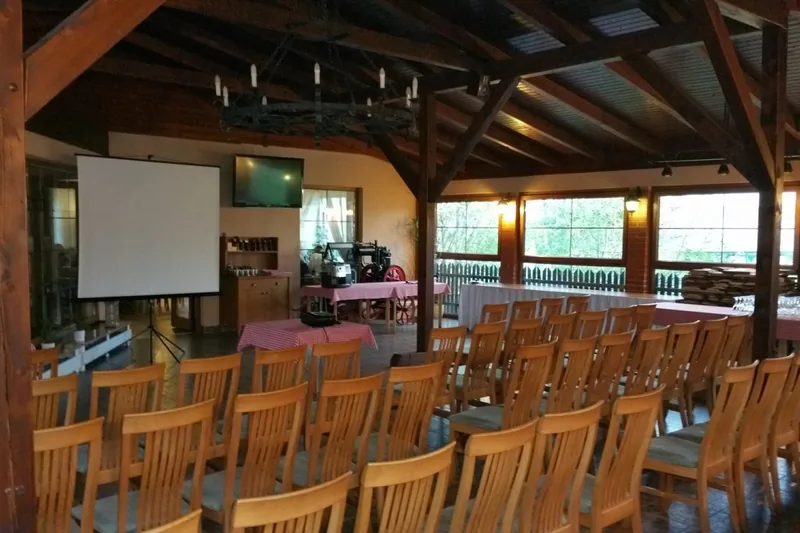 Prostředí Restaurace U Krbu pro hosty